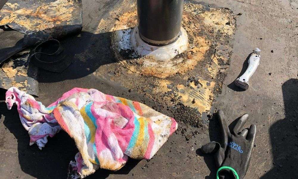 Daklekkage op plat dak oplossen
