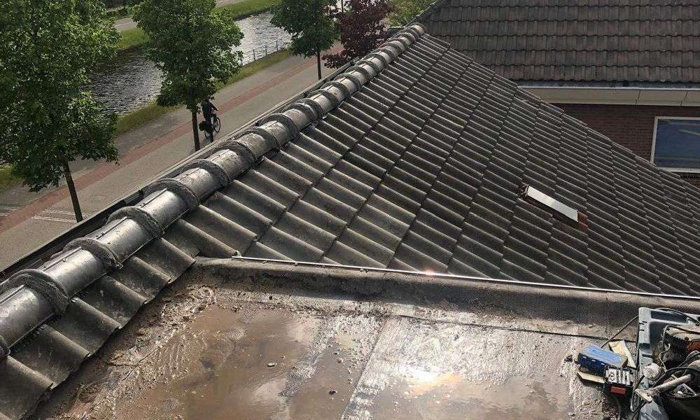 Lekkage op plat dak in Geertruidenberg